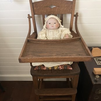 Richardson House Museum - Children chair - Landmarks & Historical Buildings Near Me - Sierra Madre, California Richardson House Museum - Children chair - Landmarks & Historical Buildings Near Me - Sierra Madre, California