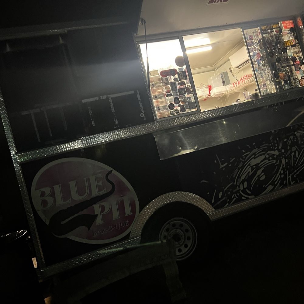 Blues Pit BBQ - Barbeque Near Me - San Antonio, Texas
