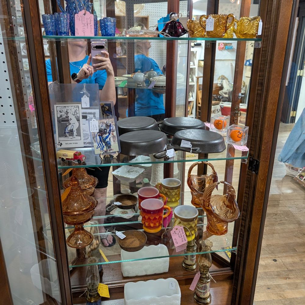 My Vintage Antiques - Booth#28 - Antiques Near Me - Crowley, Texas