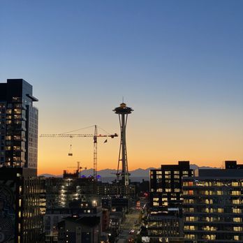 Altitude Sky Lounge - View from the balcony - Lounges Near Me - Seattle, Washington
