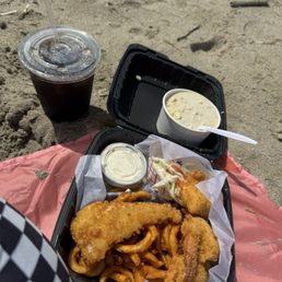 Combo with clam chowder cup and root beer Combo with clam chowder cup and root beer
