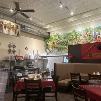 Polonia Restaurant - Polish Near Me - Hamtramck, Michigan