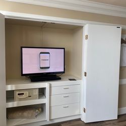 Tv area