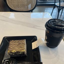 Dubai chocolate brownie and sana'ani Dubai chocolate brownie and sana'ani