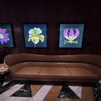 Scotch 80 Prime Steakhouse - Waiting area - Steakhouses Near Me - Las Vegas, Nevada Scotch 80 Prime Steakhouse - Waiting area - Steakhouses Near Me - Las Vegas, Nevada