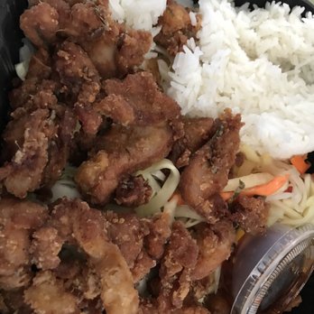Thai Mee Up - Fried lemongrass chicken - Food Trucks Near Me - Kahului, Hawaii Thai Mee Up - Fried lemongrass chicken - Food Trucks Near Me - Kahului, Hawaii