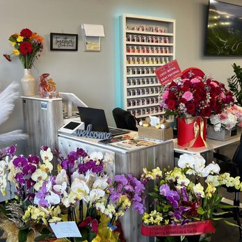 Three Sixty Nail Bar - Front desk - Nail Salons Near Me - Anaheim, California Three Sixty Nail Bar - Front desk - Nail Salons Near Me - Anaheim, California