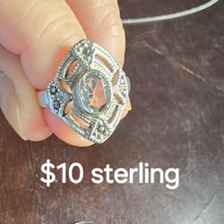Ala Moana Pawn Shop - Ring