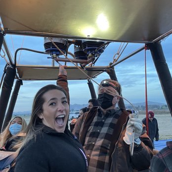 Skyline Balloons - Pilot is sweet! - Hot Air Balloons Near Me - Perris, California Skyline Balloons - Pilot is sweet! - Hot Air Balloons Near Me - Perris, California