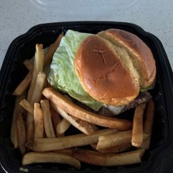 Shari's - Tillamook Cheddar Burger