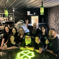 Charlee’s Bar