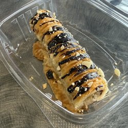 Sultan Gyro and Shawarma Grill - Chocolate roll baklava - dessert