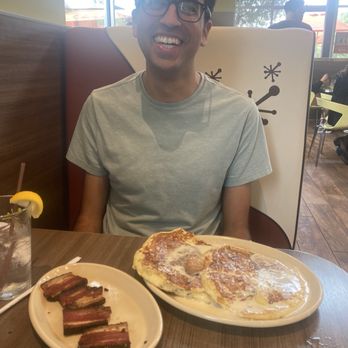 Snooze, an A.M. Eatery - Pineapple Upside Down Pancakes - Breakfast & Brunch Near Me - Fort Worth, Texas Snooze, an A.M. Eatery - Pineapple Upside Down Pancakes - Breakfast & Brunch Near Me - Fort Worth, Texas