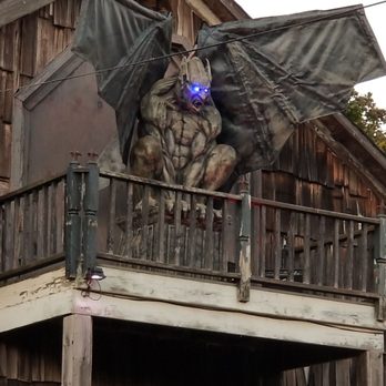 Darkside Haunted House - Scsred - Haunted Houses Near Me - Wading River, New York
