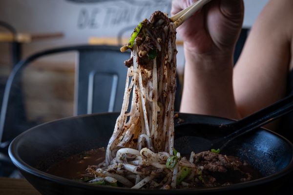 D E Thai Kitchen by null