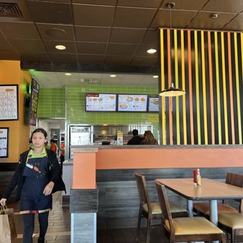 Pollo Campero - Chicken Shop Near Me - Houston, Texas