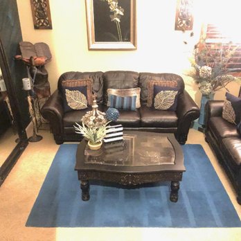 Debras Cleaning - My entry room - Office Cleaning Near Me