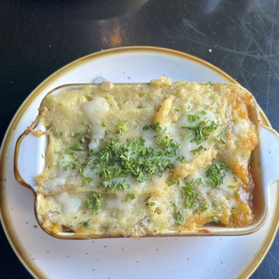 Mulleady's Irish Pub by null