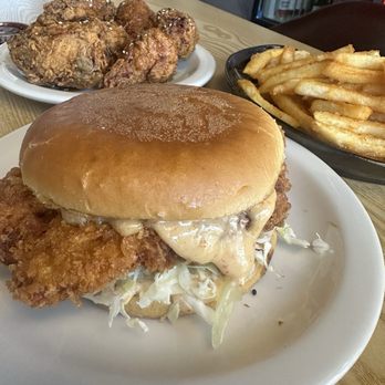 Cluck Shack - Chicken sandwich - Asian Fusion Near Me - San Fernando Valley, California