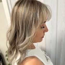 Extravaganza Beauty Salon