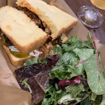Cabalar Meat - Hot chicken sandwich - Butcher Near Me - Lancaster, Pennsylvania