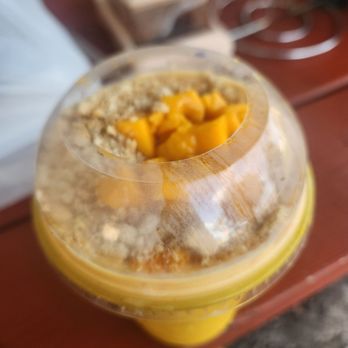 Hazel Kitchen - Mango milkshake with Graham crackers - Food Stands Near Me - Lowry crossing, Texas