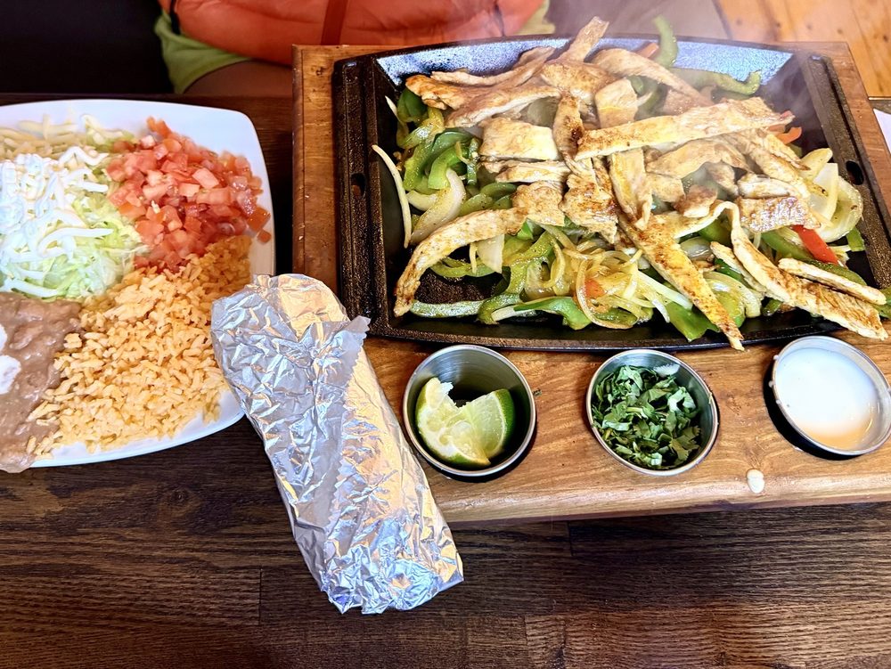 Social spots from La Monarca Bar And Grill