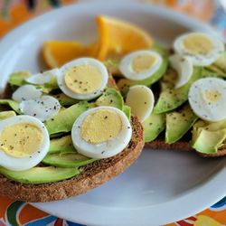 Nature's Kitchen - Avocado toast with egg