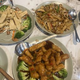 Stir Fried Flat Rice Noodles Stir Fried Flat Rice Noodles