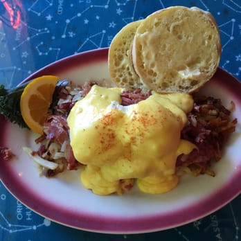 North Star Diner - Hash Benedict (server's favorite thing on the menu) - Bars Near Me - Seattle, Washington North Star Diner - Hash Benedict (server's favorite thing on the menu) - Bars Near Me - Seattle, Washington