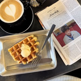Honey's Cambridge - weekend vibes - Coffee & Tea Near Me - Cambridge, Massachusetts Honey's Cambridge - weekend vibes - Coffee & Tea Near Me - Cambridge, Massachusetts