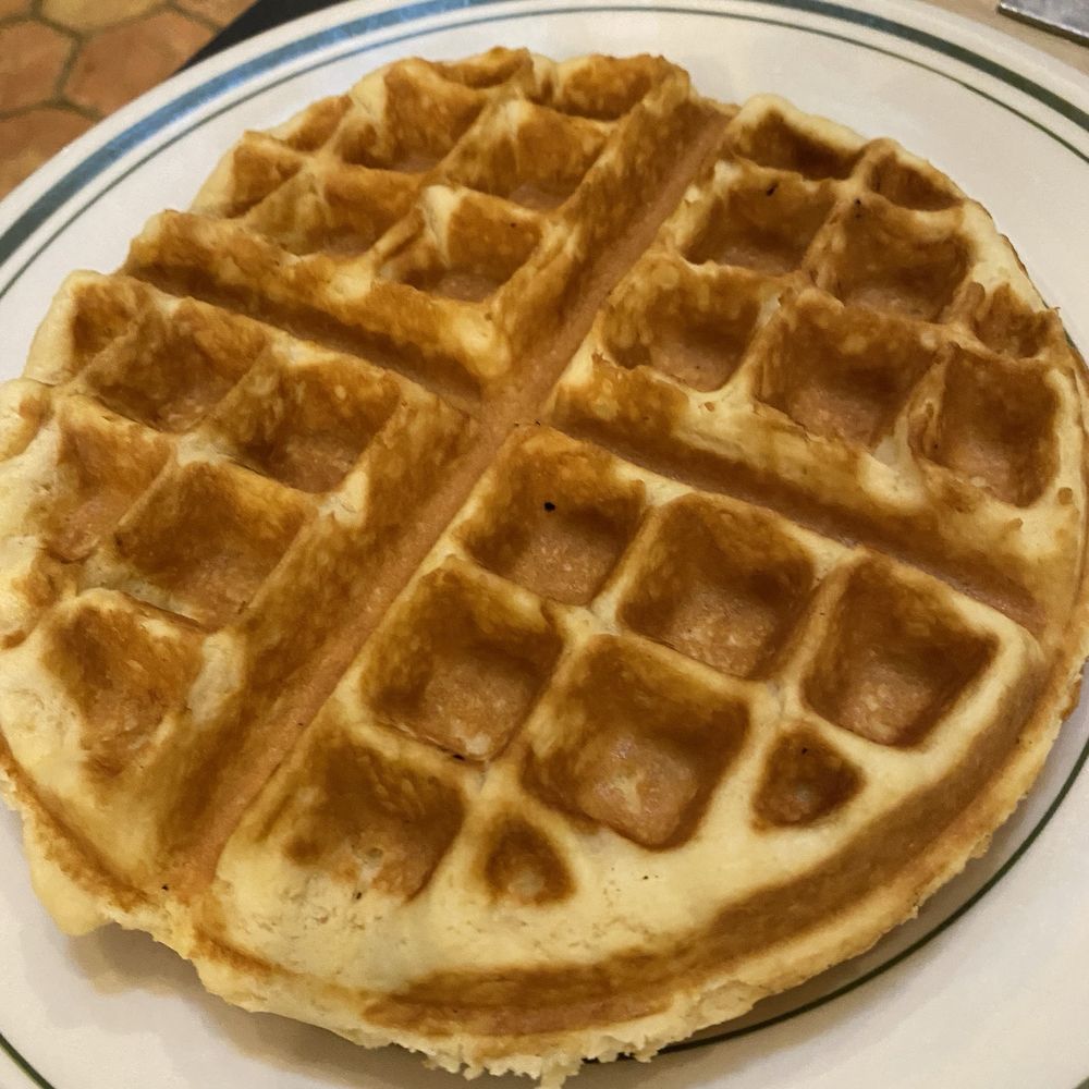 Comfort Cafe - Los Patios - Fluffy waffle - Breakfast & Brunch Near Me - San Antonio, Texas