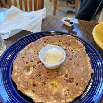 Le Peep - Banana Pecan - Breakfast & Brunch Near Me - Houston, Texas