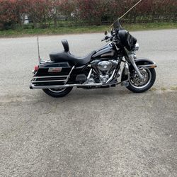 Rottweiler Motorcycle Company - 2006 HD Electraglide Classic
