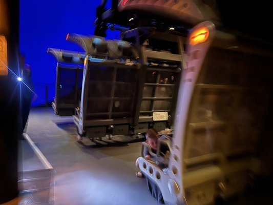 Soarin' Around the World by null