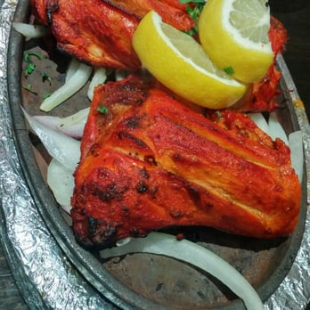 India House - Free refills of complimentary chicken - Indian Near Me - Chicago, Illinois India House - Free refills of complimentary chicken - Indian Near Me - Chicago, Illinois