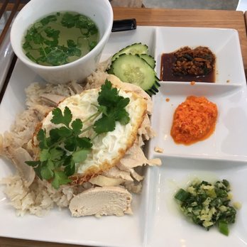 Lotus & Light - Chicken on rice - Vietnamese Near Me - Burbank, California