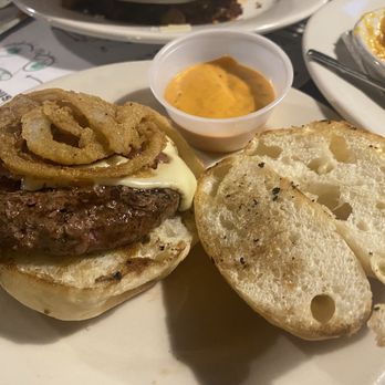 Red Bridge Tavern - Chipotle burger - American Near Me - East Providence, Rhode Island