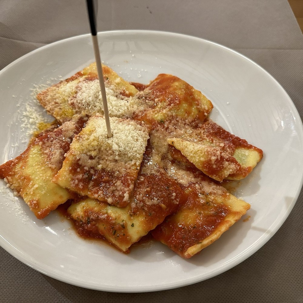 Pantharei Ristorante - GF Spinach and Ricotta Ravioli in a tomato sauce - Italian Near Me - Rome, RM Pantharei Ristorante - GF Spinach and Ricotta Ravioli in a tomato sauce - Italian Near Me - Rome, RM