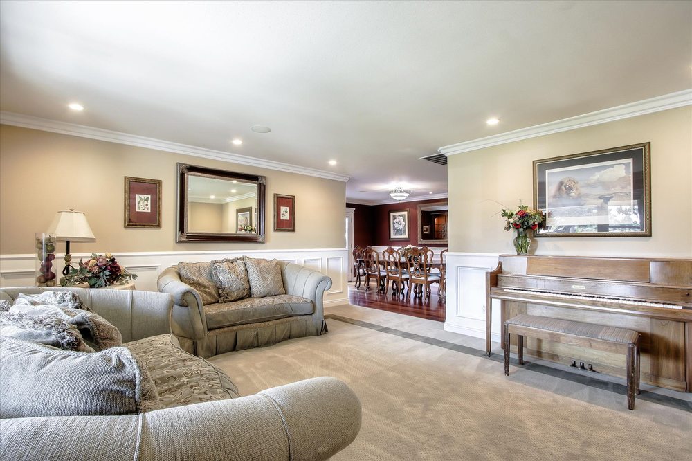 LINDA HUANG LEGEND REAL ESTATE AND FINANCE 13 Photos 2090 Warm