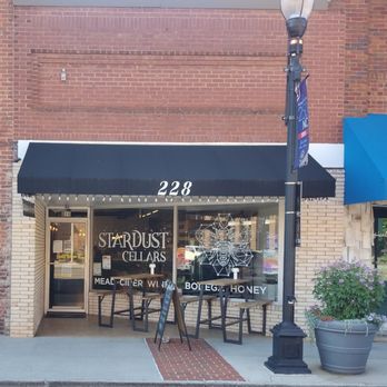 Stardust Cellars - yep... - Wine Tasting Room Near Me - Mooresville, North Carolina