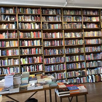 Books & Books - Bookstores Near Me - Coconut Grove, Florida Books & Books - Bookstores Near Me - Coconut Grove, Florida