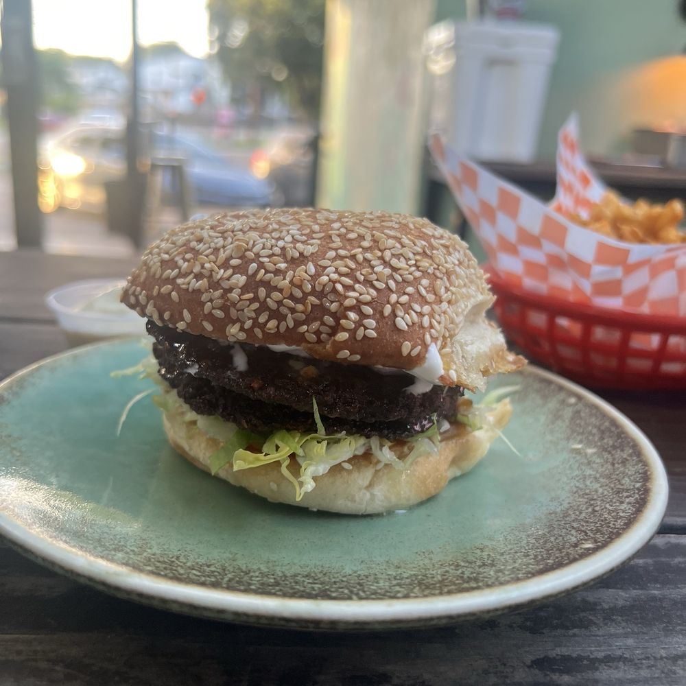 Woodneck Kitchen - Barbeque Near Me - Austin, Texas Woodneck Kitchen - Barbeque Near Me - Austin, Texas