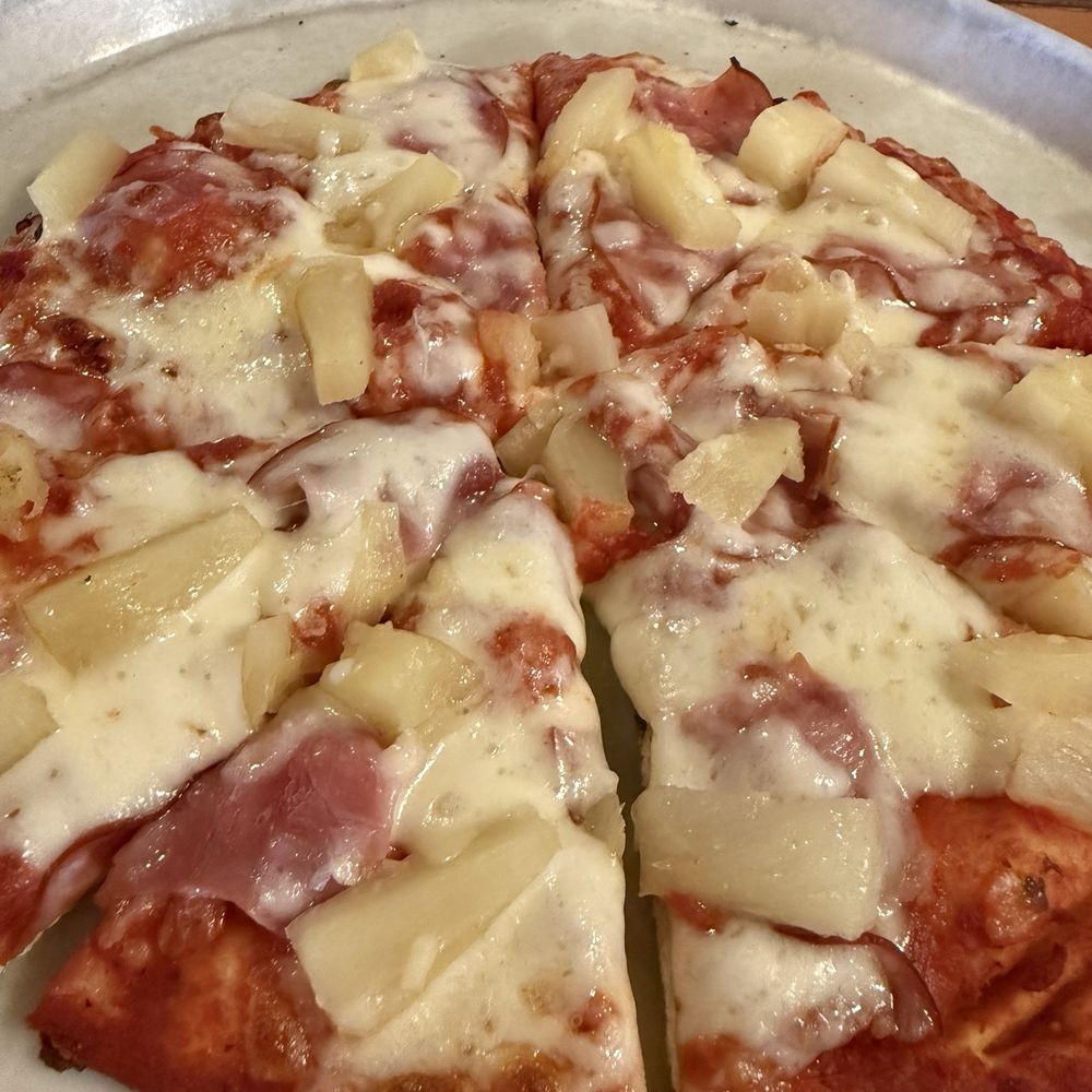Hawaiian pizza Hawaiian pizza