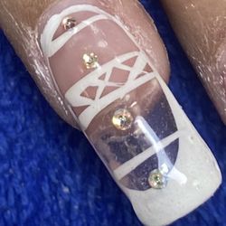 City Nails & Spa