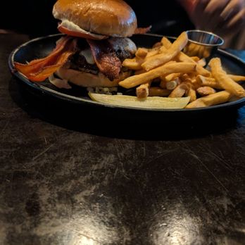 Culinary Dropout - Burger - New American Near Me - Tempe, Arizona