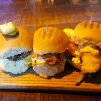 The Tap House - Mini burgers - Pubs Near Me - Ranelagh, D The Tap House - Mini burgers - Pubs Near Me - Ranelagh, D
