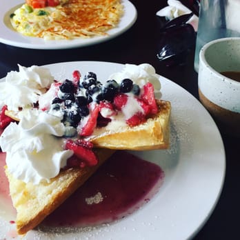 Rialto Cafe - Rialto French toast - Breakfast & Brunch Near Me - Fullerton, California Rialto Cafe - Rialto French toast - Breakfast & Brunch Near Me - Fullerton, California