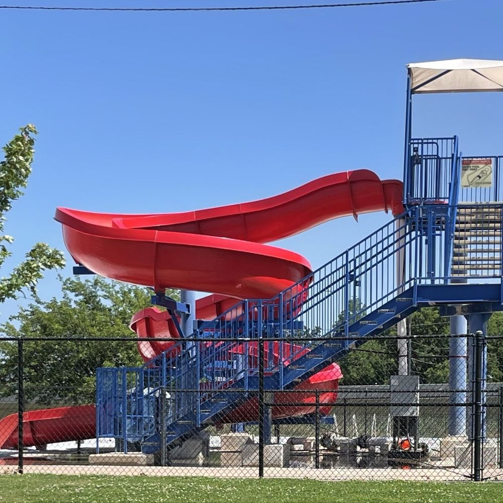 Eagle Harbor Aquatic Center - Slides and pool entertainment - Swimming Pools Near Me - Del City, Oklahoma Eagle Harbor Aquatic Center - Slides and pool entertainment - Swimming Pools Near Me - Del City, Oklahoma