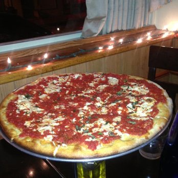 TreVi - Delish margarita pizza - Italian Near Me - Glenside, Pennsylvania